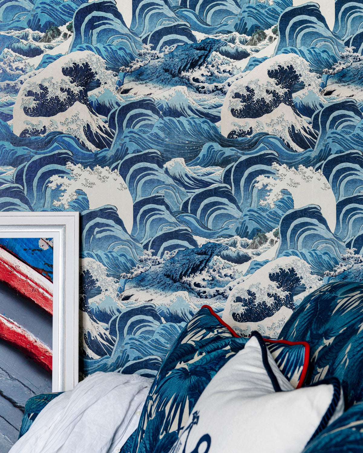 Sea Waves Light Blue